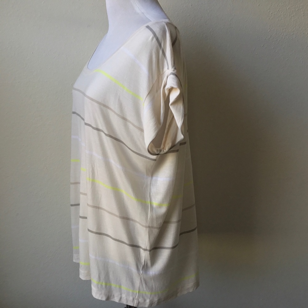 Striped Tee - Picture 4 of 8